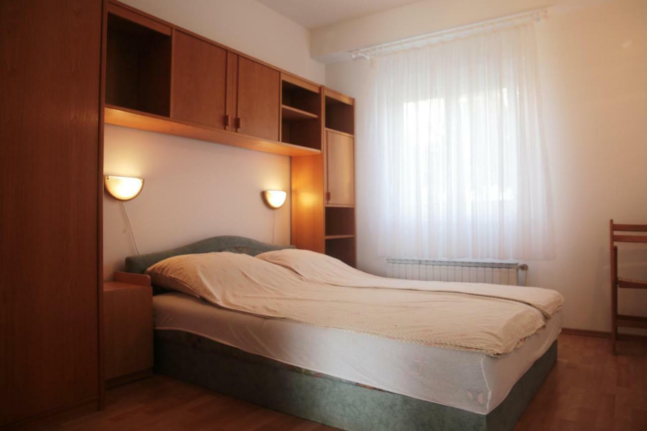 Apartment Rude فوديس المظهر الخارجي الصورة