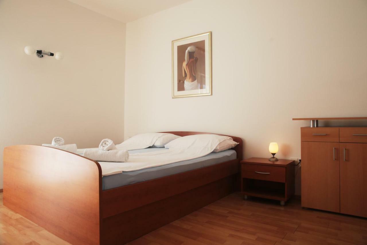 Apartment Rude فوديس المظهر الخارجي الصورة